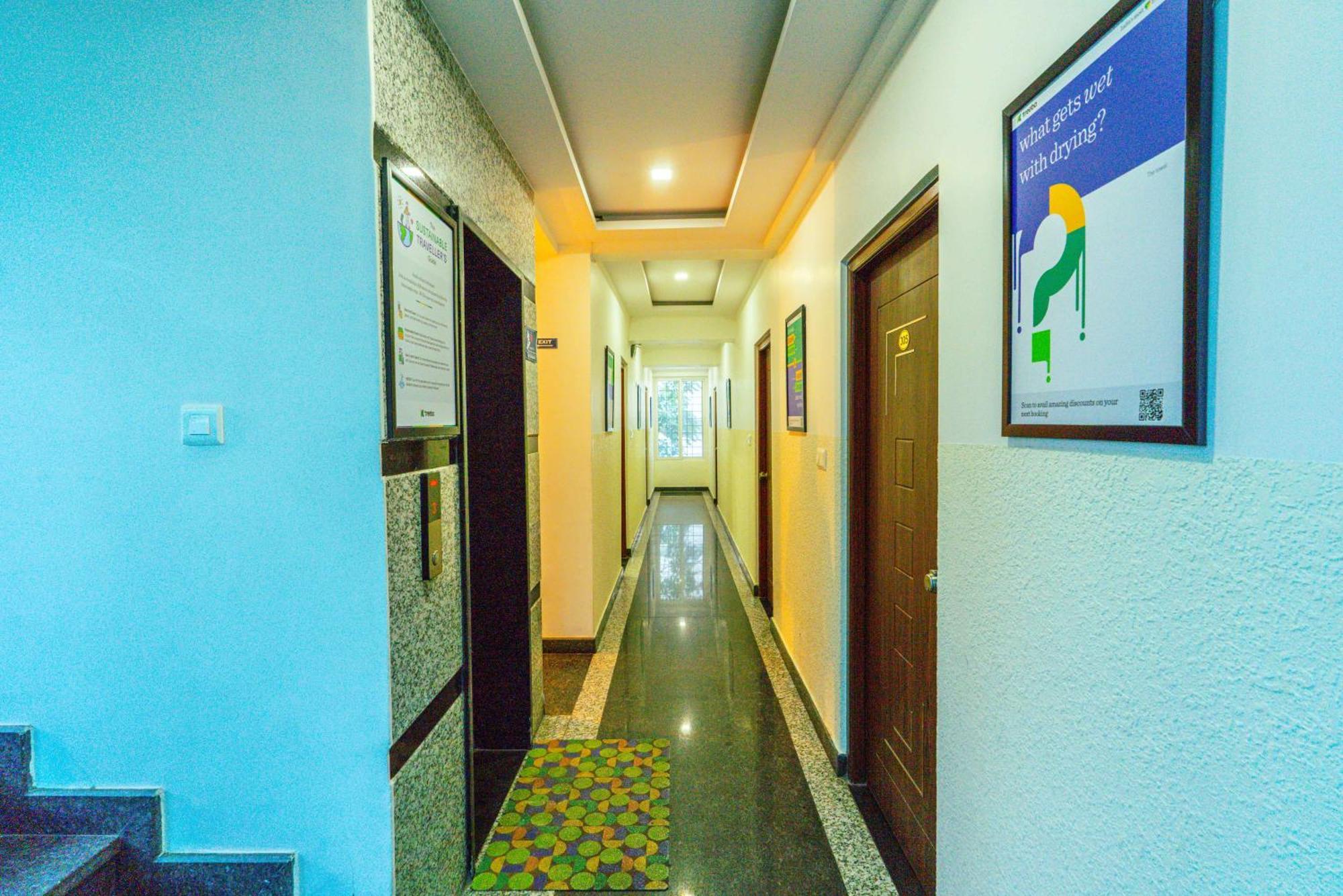 Treebo Elmas Grand Hotel Bangalore Exterior photo