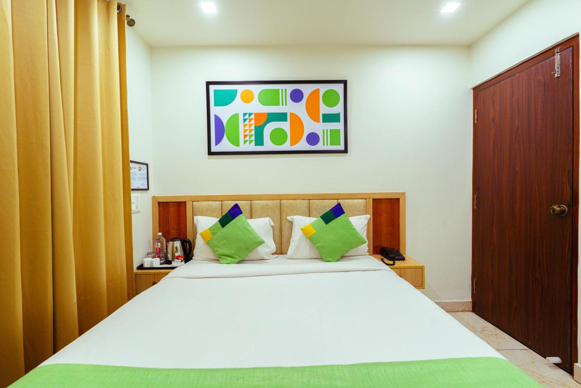Treebo Elmas Grand Hotel Bangalore Exterior photo